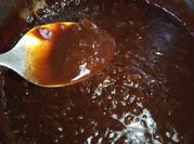 Una foto de salsa bbq casera
