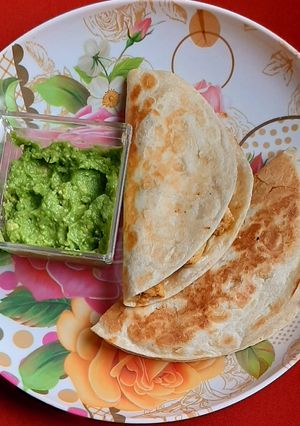 Una foto de Quesadillas con fajitas de pollo