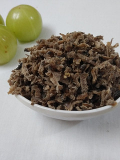 आवळा मुखवास (amla mukhavas recipe in marathi) रेसिपी चे मुख्य फोटो