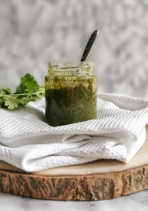 Foto de Pesto vegano com coentros e sementes de girassol