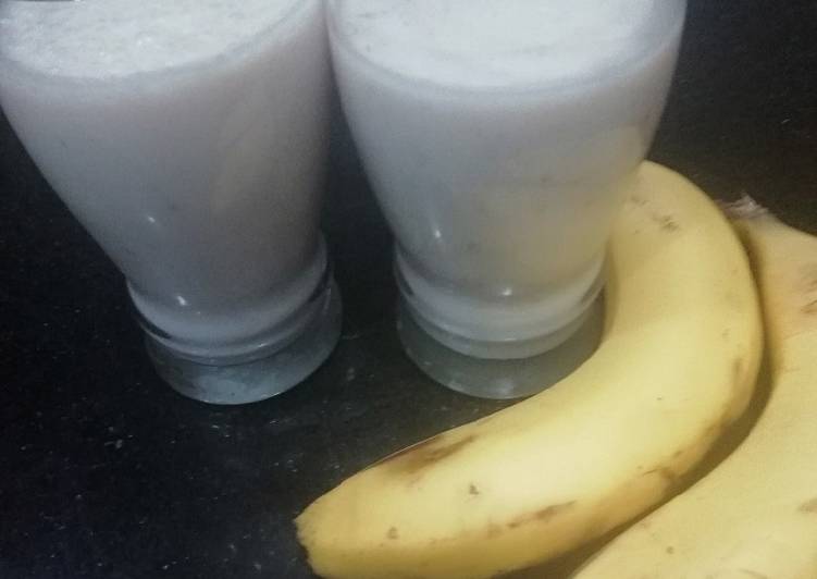 Simple Way to Make Any-night-of-the-week Banana Smoothie