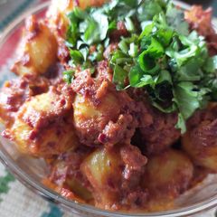 A picture of Garlic Potatoes.