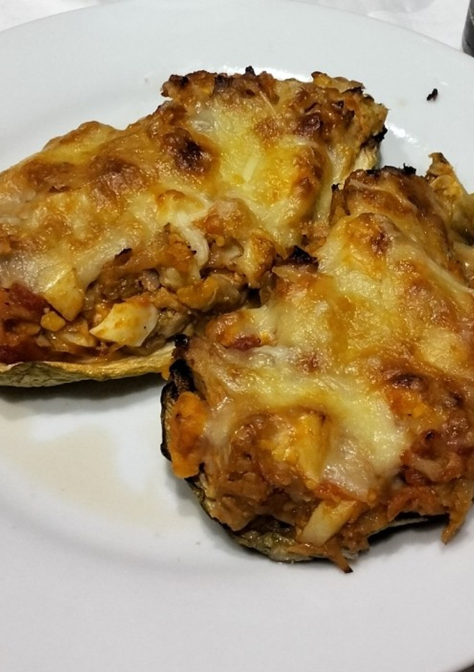 Una foto de Calabacines rellenos de atún
