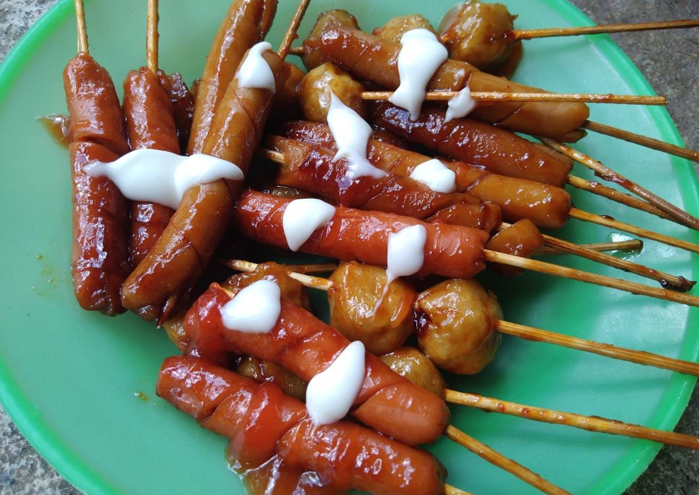 Sosis bakar pedas manis