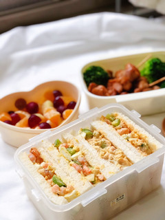 超簡單美乃滋蝦肉蛋馬鈴薯沙拉吐司 的食譜成品照片