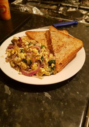 A picture of Simple Scrambled Eggs with Toast.