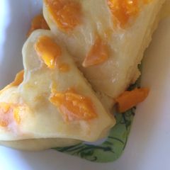 A picture of Mango ice cream.
