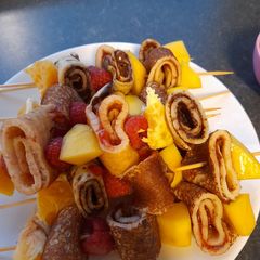 A picture of Easy cheap (childrens) dessert. Pancake skewers.