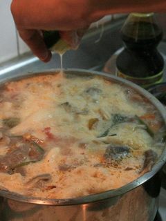 泰式酸辣椰奶雞湯 的食譜成品照片