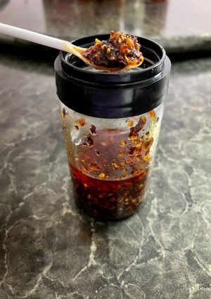 A picture of Garlic Chili Crisp Oil.