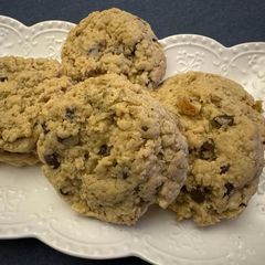 A picture of Oatmeal chocolate chip cookies.