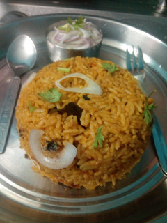 குஸ்கா (Kushka recipe in tamil) செய்முறை முக்கிய புகைப்படம்