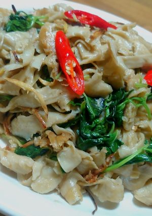 塔香薑絲炒麵腸（手撕） 的食譜成品照片