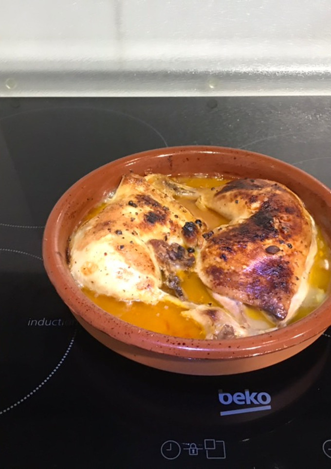 Una foto de Pollo horno salsa chilli dulce + mostaza miel GM