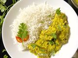 Aam Shorshe Echore Bhapa (Steamed Mango Mustard Kathal / Raw Jackfruit Curry - Bong style)
