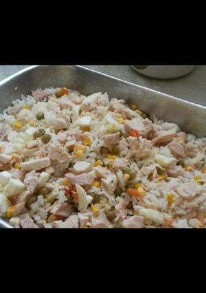 Una foto de Salpicón de arroz y pollo