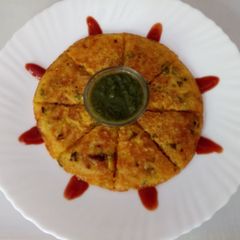 A picture of Instant Oats & Suji handvo.