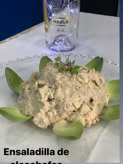 Una foto de Ensaladilla de alcachofas