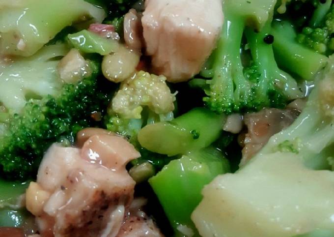 Step-by-Step Guide to Prepare Any-night-of-the-week Asian chicken and broccoli salad