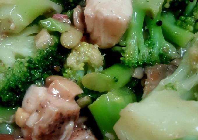 Easiest Way to Make Super Quick Homemade Asian chicken and broccoli salad