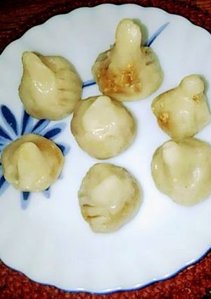 A picture of Coconut Modak.