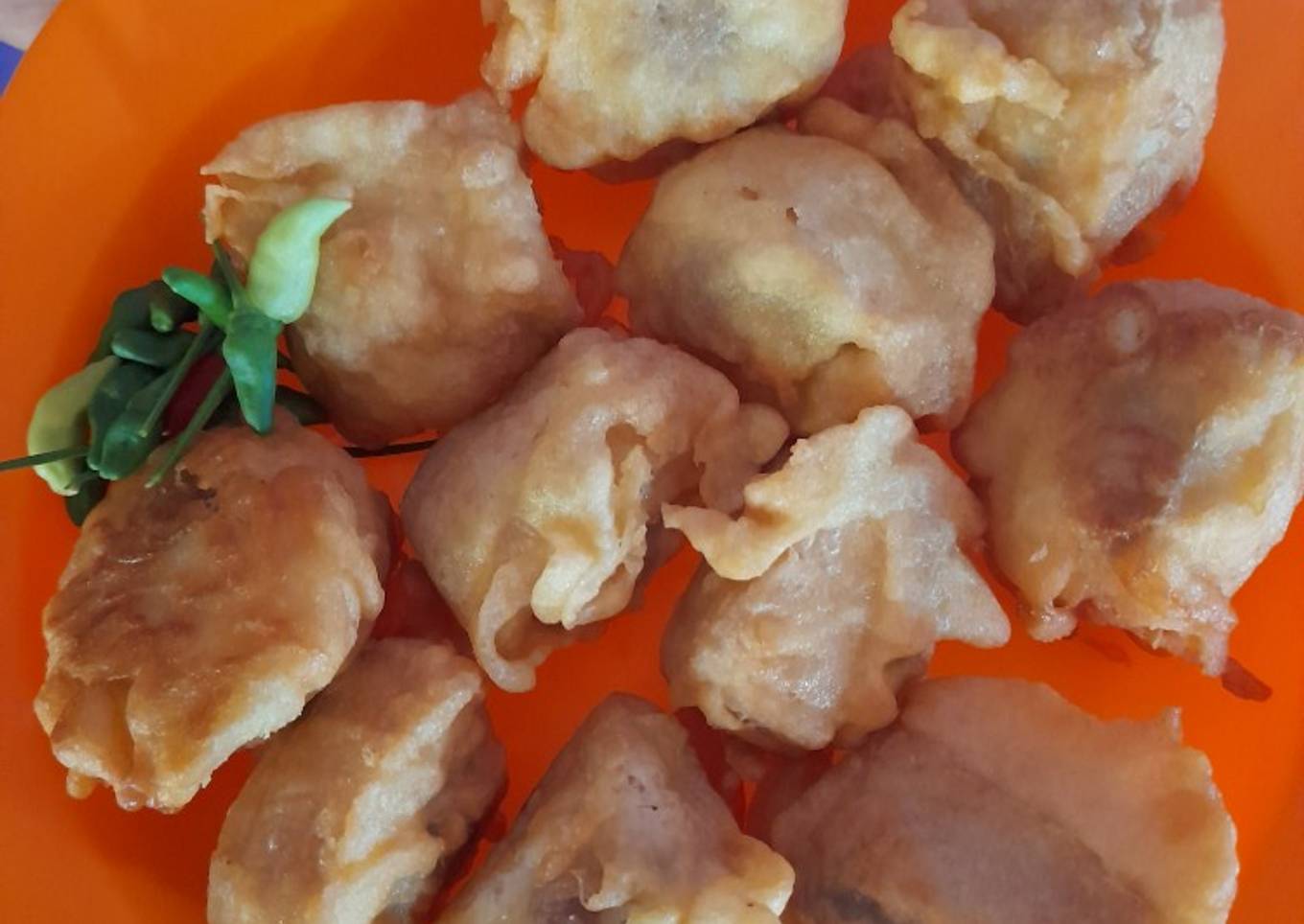 Tahu isi bakso