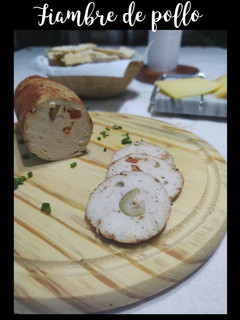 Una foto de Fiambre de pollo