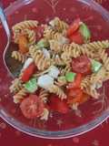 Ensalada de Pasta de Lentejas Rojas