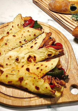 Hình của món Tortilla Gà - Chicken tortilla.