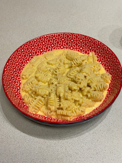 A picture of Mac and Cheese.