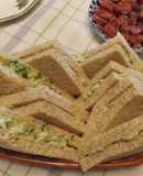 Sándwiches de pollo y aguacate
