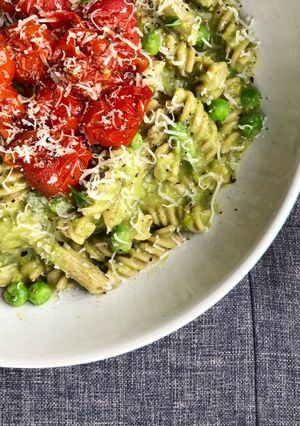 A picture of Avocado Pasta with Roast Cherry Tomatoes.
