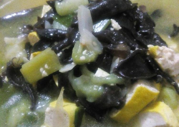 Resep Black Mushroom Kuah saus Tiram yang Lezat