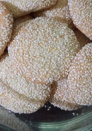 عکسی از دستور کلوچه کنجدی