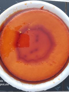 Una foto de Quesillo Venezolano o Flan Napolitano, baño María en estufa