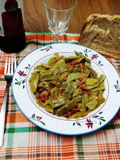 Una foto de Fréjoles con picadillo - o judías verdes, según lugar