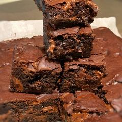 A picture of Classic Chocolate Brownies.