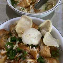 Bubur ayam kuah kuning রেসিপির প্রধান ছবি
