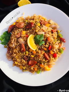 A picture of Sausage fried rice.