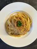 Spaghetti Alici, Burro, Limone e Pangrattato Tostato