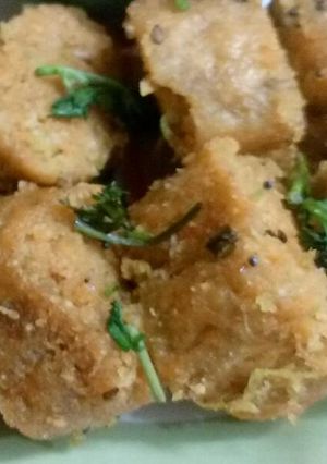 लौकी मुठिए (मुठिए) (Lauki Muthia (Muthia) recipe in hindi) रेसिपी मुख्य फोटो