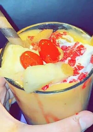 A picture of Mango mastani.