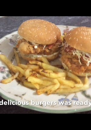 A picture of Zinger burger recipe restaurant style.