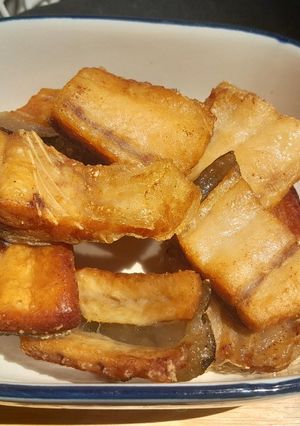 Hình của món Khô cá dứa một nắng chiên giòn.