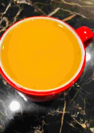 A picture of Turmeric orange juice.
