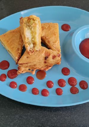 A picture of Bread Pakora.