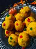 चैरी बेसन लड्डू (cherry besan ladoo recipe in Hindi)