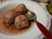 A picture of pork meatballs
