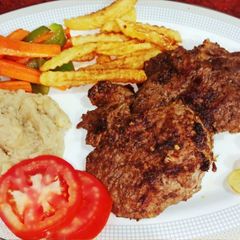A picture of Beef steaks platter.