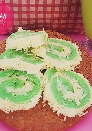 Foto resep Pandan Cheeseroll Ketofy